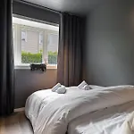 King Bed - Free Parking - Renovated June 2025 Apartament